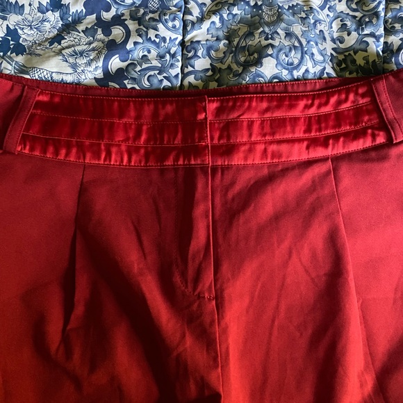 Kardashian Kollection never goes out of Style - Picture 4 of 4